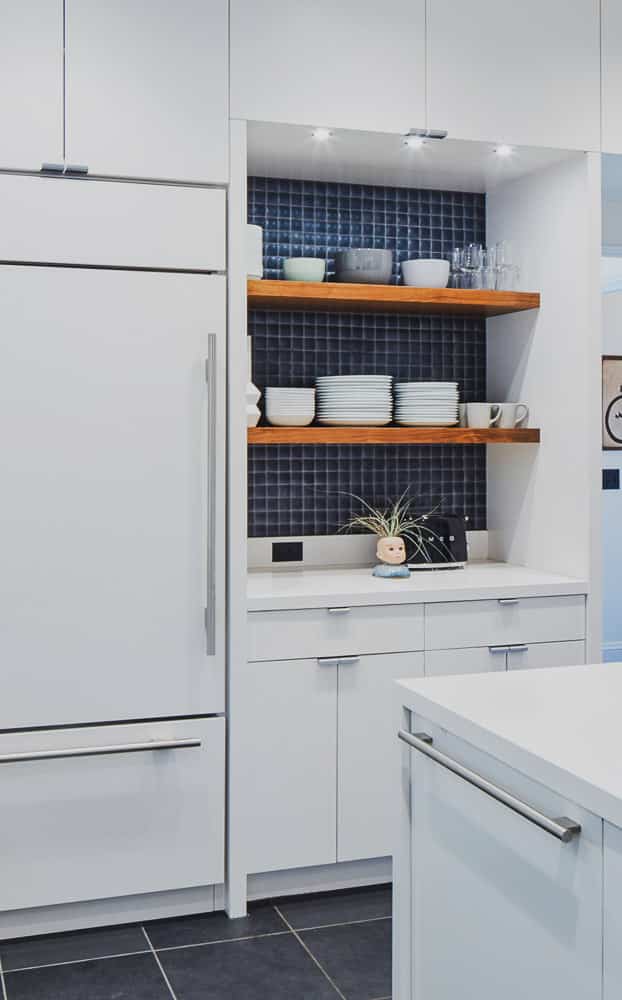 Silver Falls | Contemporary Home Remodel & Cabinets