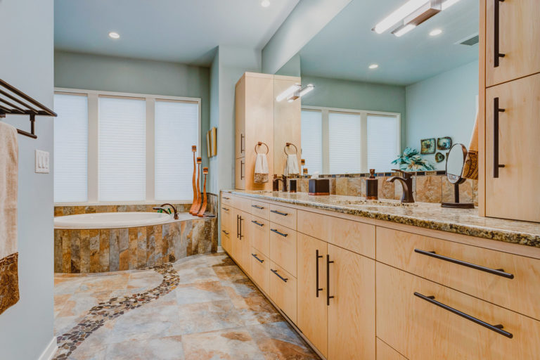 Sherwood Oregon | Kitchen, Bath & Built In Cabinetry